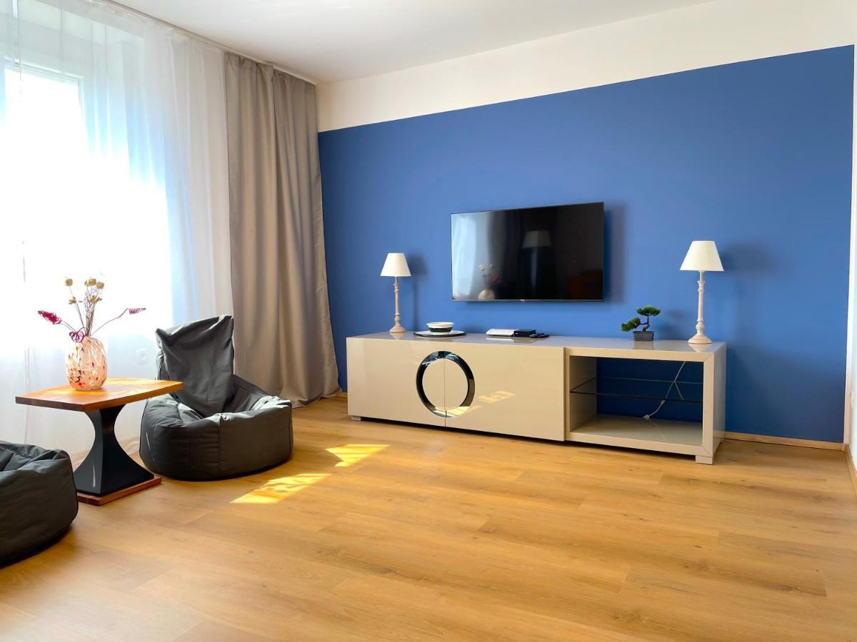 Happy Casa Isola Grande Apartment Изола Екстериор снимка