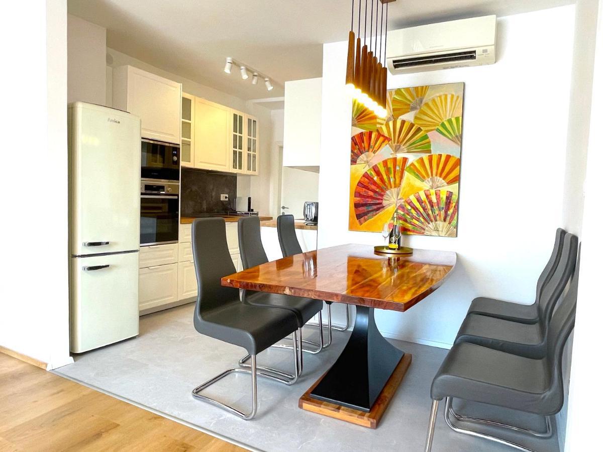 Happy Casa Isola Grande Apartment Изола Екстериор снимка