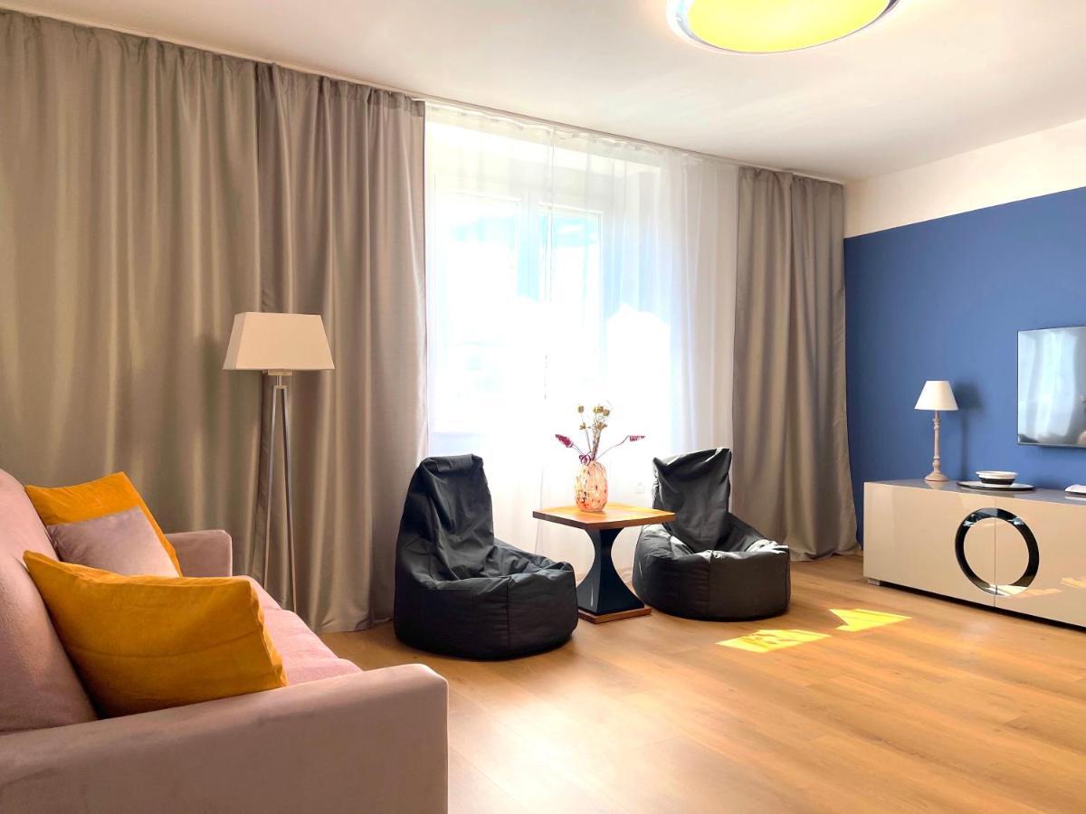 Happy Casa Isola Grande Apartment Изола Екстериор снимка