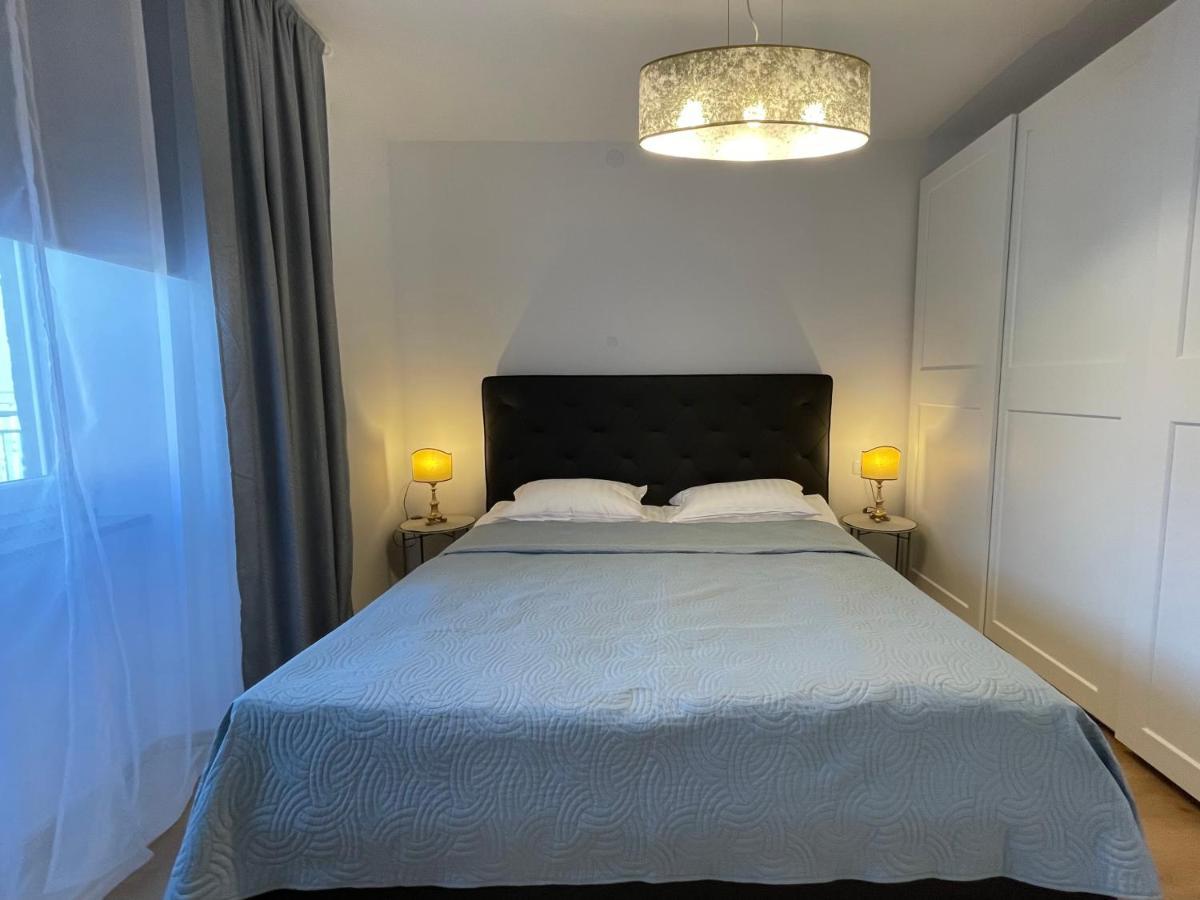 Happy Casa Isola Grande Apartment Изола Екстериор снимка